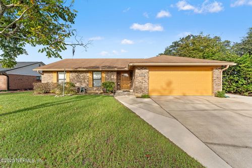 8138 Corky Ln, Jacksonville, FL, 32244-5324 | Card Image