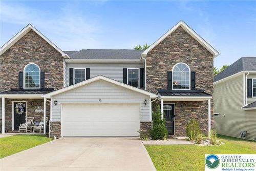 21 Maria Dr, Hanover Township, PA, 18706-5419 | Card Image