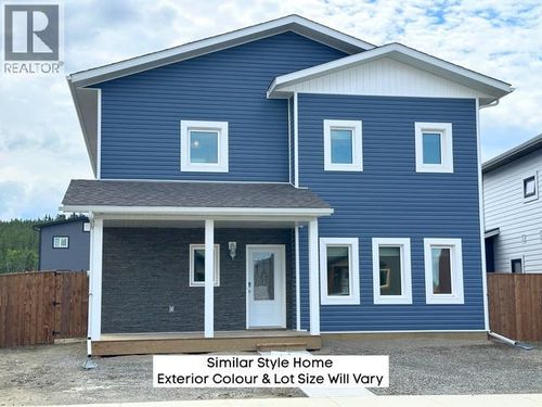 52 Ellwood St, Whitehorse, YT, Y1A0T6 | Card Image