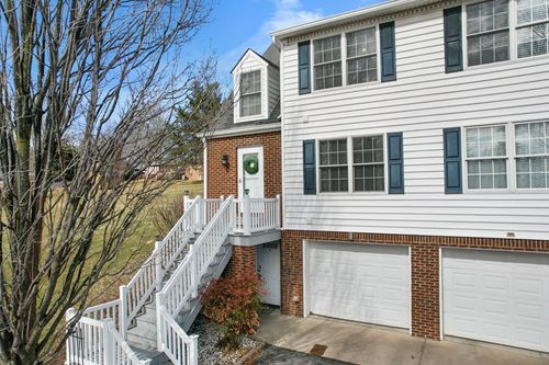 127 Smartview Ln, Abingdon, VA, 24210-2371 | Card Image