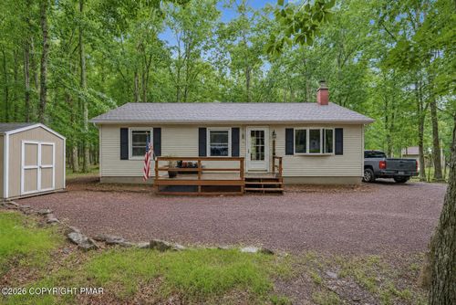 105 Lenape Trl, Albrightsville, PA, 18210-3915 | Card Image