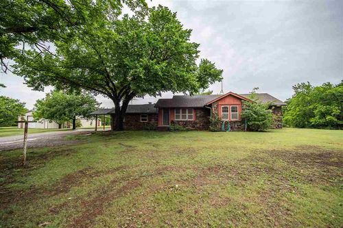 26800 E 19th Street, Yale, OK, 74085 | Card Image