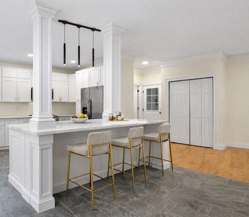 12 Beale St, Worcester, MA, 01606-1106 | Card Image