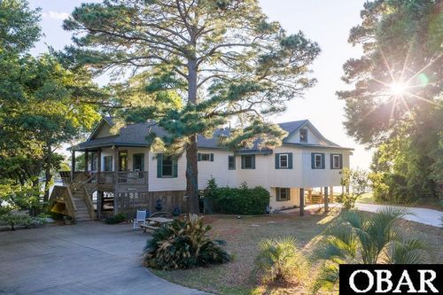 119 W Sir Walter Raleigh Dr, Kill Devil Hills, NC, 27948-9185 | Card Image
