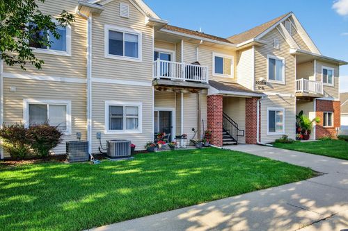 unit-7-10320 Norfolk Dr, Johnston, IA, 50131-3114 | Card Image