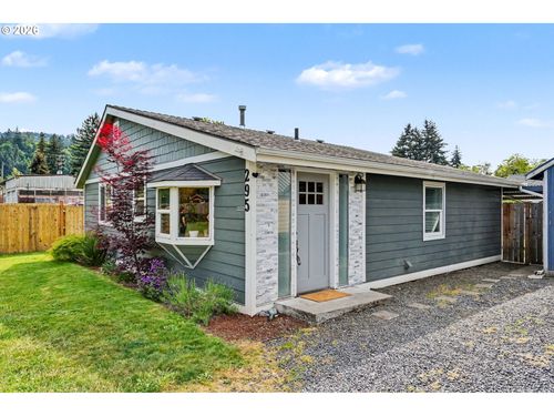 295 10th St, Lyons, OR, 97358-2268 | Card Image