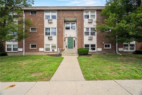 6-50 Carnation St, Pawtucket, RI, 02860-1350 | Card Image