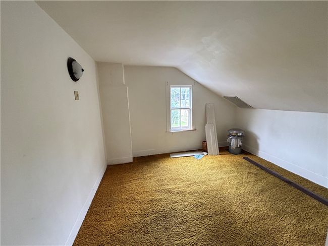 352 Vienna St, Home with 3 bedrooms, 3 bathrooms and null parking in Newark NY | Image 17