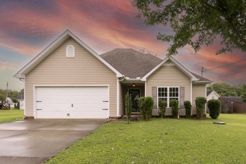 6834 Riverwalk Blvd, Murfreesboro, TN, 37130-8863 | Card Image