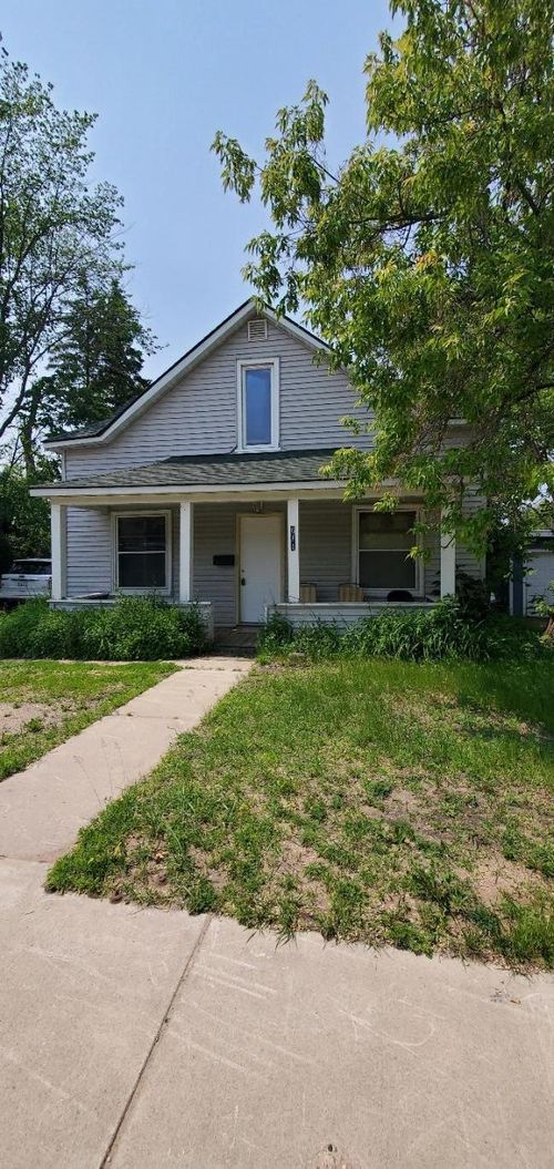 611 Irvine Ave Nw, Bemidji, MN, 56601-2964 | Card Image
