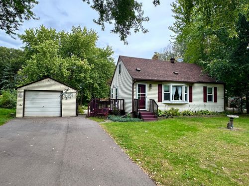 2243 Lambert Ave, Mounds View, MN, 55112-1440 | Card Image