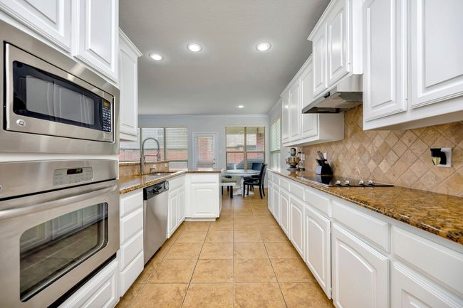 Stainless Steel Appliances - plenty of space to make delicious meals in here | Image 15