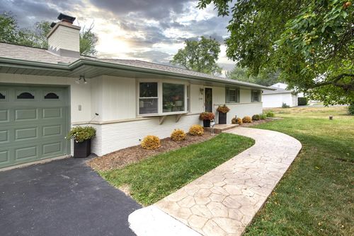 2545 Brookside Lane, BROOKFIELD, WI, 53005 | Card Image