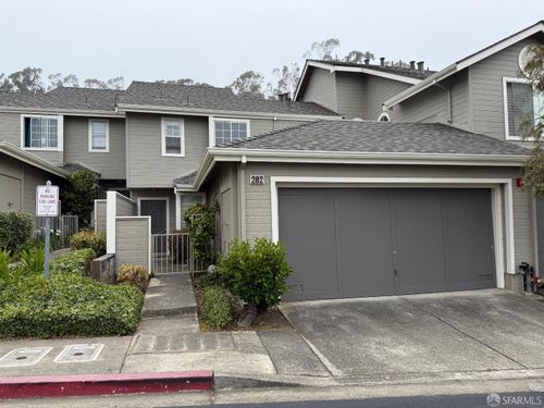 282 Greenview Dr, Daly City, CA, 94014-3462 | Card Image