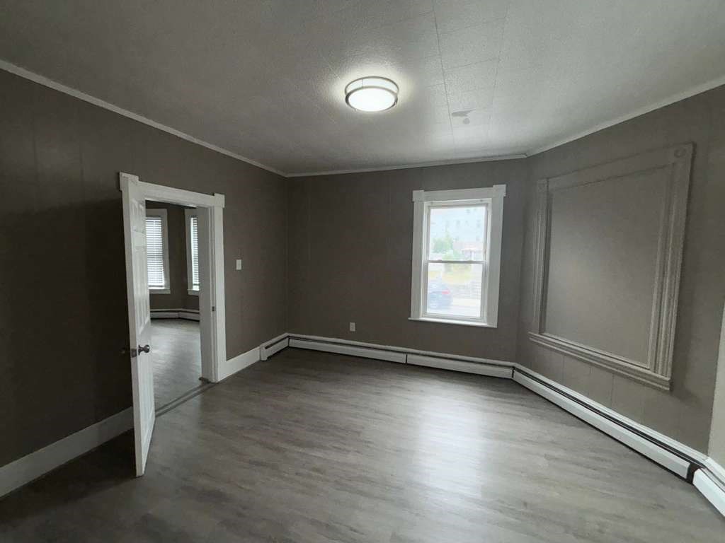 Residential Lease in Lawrence 4