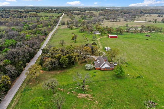 891 County Road 223, House other with 3 bedrooms, 3 bathrooms and null parking in Collinsville TX | Image 40