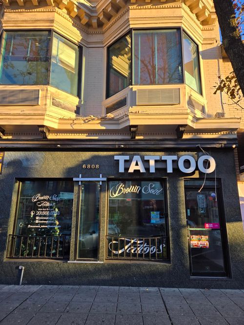 fl-2nd-6808 Bergenline Ave, Guttenberg, NJ, 07093-1875 | Card Image