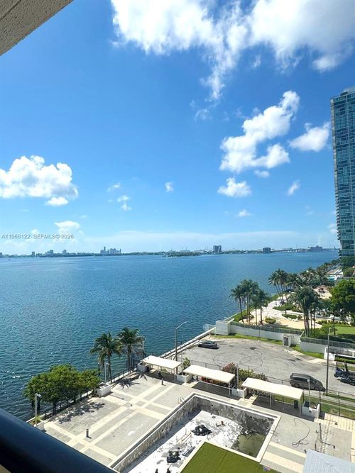 820-600 Ne 36th St, Miami, FL, 33137-3929 | Card Image