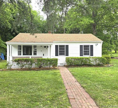 100 Miles St, Littleton, NC, 27850-9705 | Card Image