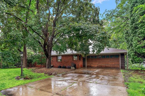 5241 Edenmoor St, Edina, MN, 55436-2317 | Card Image