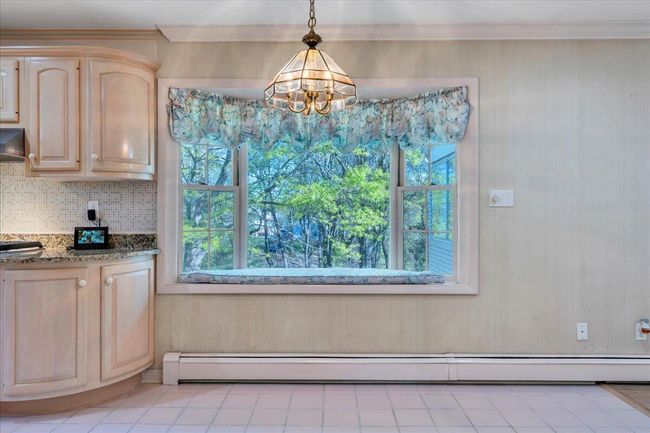 UPDATED KITCHEN! | Image 25