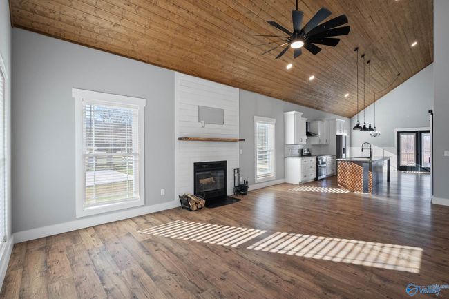 315 Rock Spring Rd, Home with 3 bedrooms, 2 bathrooms and null parking in Owens Cross Roads AL | Image 7