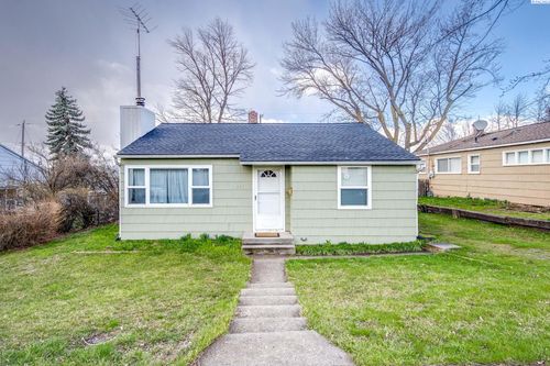 715 Nw Fisk St, Pullman, WA, 99163-3034 | Card Image