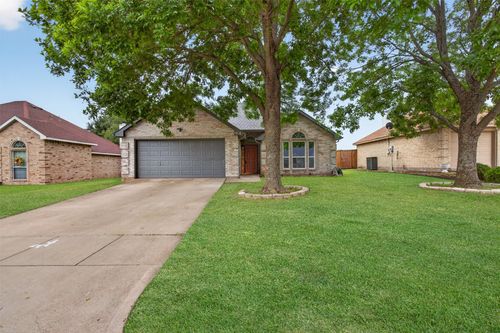 728 Grandview Ave, Seagoville, TX, 75159-1724 | Card Image
