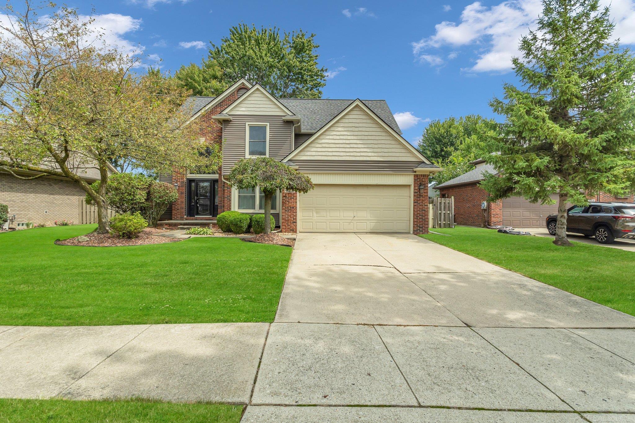 Skyler Dr, Chesterfield, MI 48047