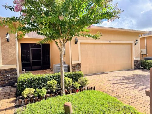 307 Tammie Sue Ln, DELAND, FL, 32724-8479 | Card Image