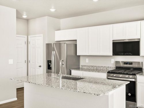 12094 E 101st Ave, Commerce City, CO, 80022-8006 | Card Image