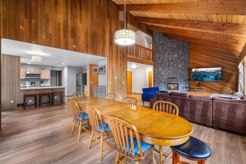 13168 Hawks Beard, Sisters, OR, 97759-0060 | Card Image