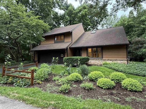 30 Shadowwood Court, Janesville, WI, 53548 | Card Image