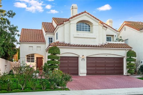 23218 Runnymede St, West Hills, CA, 91307-1505 | Card Image