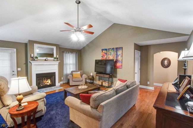 438 Applewood Ct, House other with 3 bedrooms, 2 bathrooms and 2 parking in Clarkesville GA | Image 35