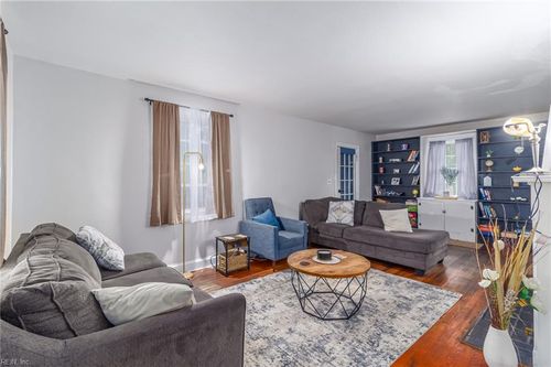 937 Dogwood Ter, Norfolk, VA, 23502-3103 | Card Image