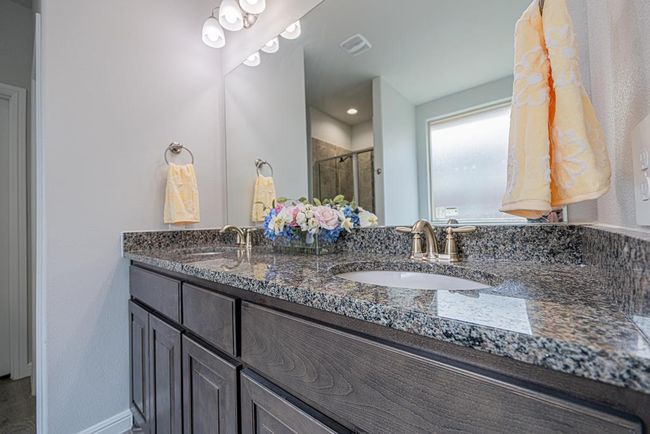7009 Mcpherson Ln, House other with 3 bedrooms, 2 bathrooms and 2 parking in Midland TX | Image 75