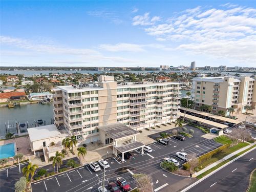 apt-5e-223 Island Way, CLEARWATER BEACH, FL, 33767-2254 | Card Image