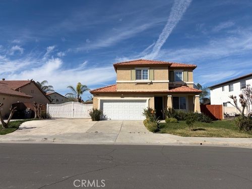 724 Grassy Meadow Dr, San Jacinto, CA, 92582 | Card Image