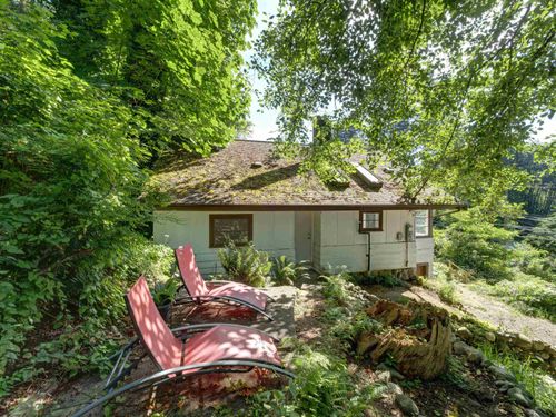 915 Marine Dr, Gibsons, BC, V0N1V1 | Card Image