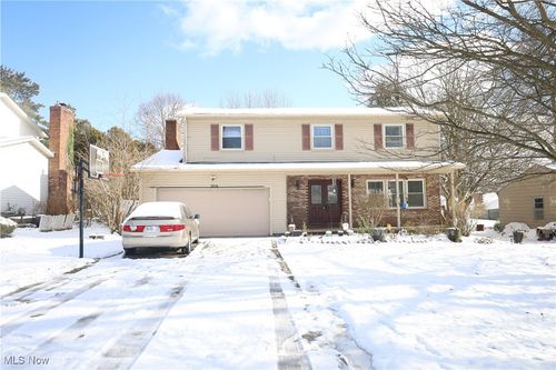 309 Shiawassee Ave, Fairlawn, OH, 44333-3749 | Card Image