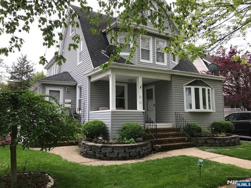 21-23 Union Pl, Ridgefield Park, NJ, 07660 | Card Image