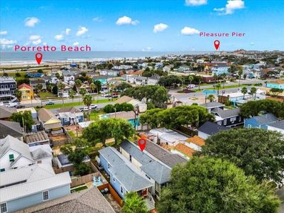 809 Sealy Street, House other with 2 bedrooms, 2 bathrooms and null parking in Galveston TX | Image 1