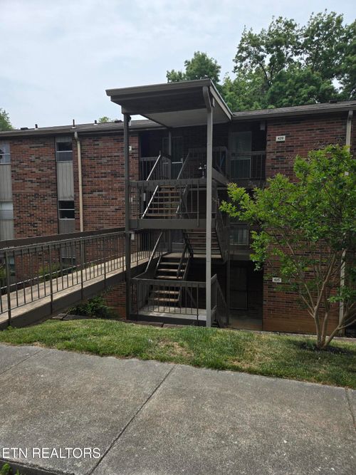 435 Canberra Dr, Knoxville, TN, 37923-5678 | Card Image