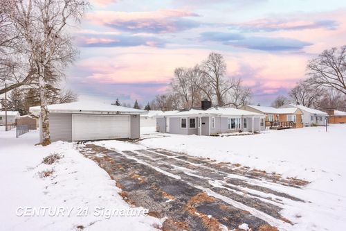 723 Pioneer Trail, Carrollton Township, MI, 48604 | Card Image