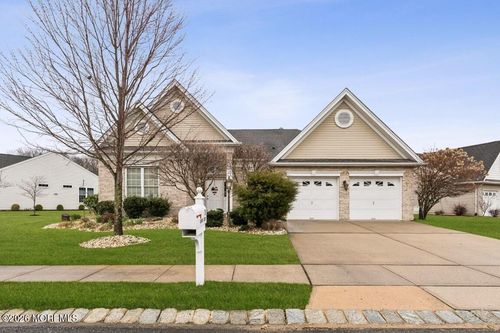5 Belmont Ct, Freehold, NJ, 07728-9242 | Card Image
