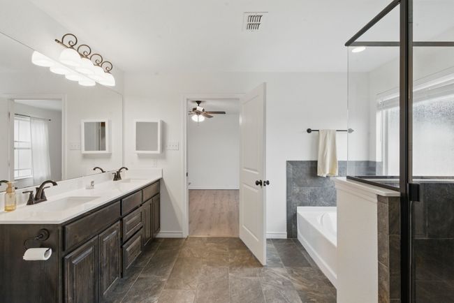 2245 Sunfish Pt, House other with 3 bedrooms, 2 bathrooms and null parking in Bluff Dale TX | Image 18