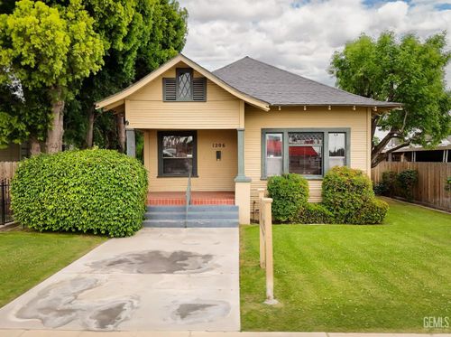 1206 L St, Bakersfield, CA, 93301-4507 | Card Image