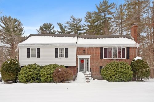 12 Heritage Ln, Lynnfield, MA, 01940-2555 | Card Image