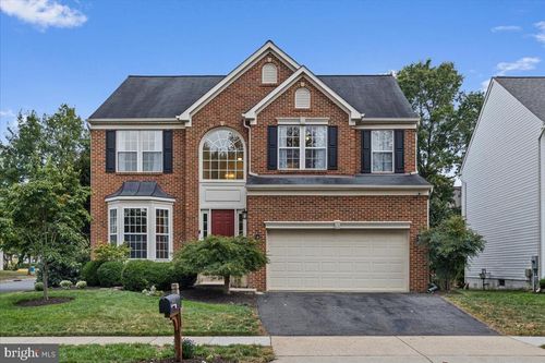 26105 Springdale Dr, CHANTILLY, VA, 20152-3651 | Card Image
